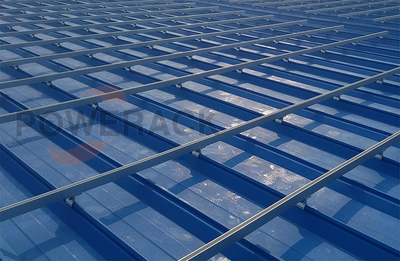 Avantages des pinces de toit solaires