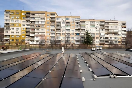 Système Powerack Est et Ouest lesté de 91 kW en Hongrie