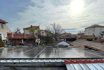 Installation de panneaux solaires en zone rurale et sur toitures anciennes | Informations essentielles